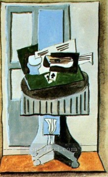窓の前の静物画 1919 年 4 月 キュビスト パブロ・ピカソ Oil Paintings